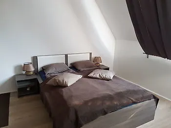 Bed & Breakfast Pension Prestige Schoenbrunn Vienna