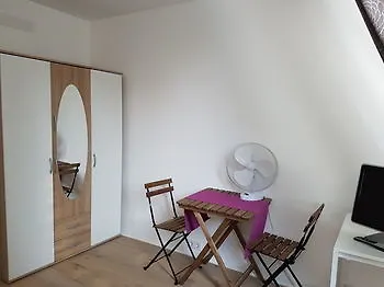 Pension Prestige Schoenbrunn Vídeň Bed & Breakfast