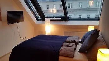 Pension Prestige Schoenbrunn Vídeň 3*,  Rakousko